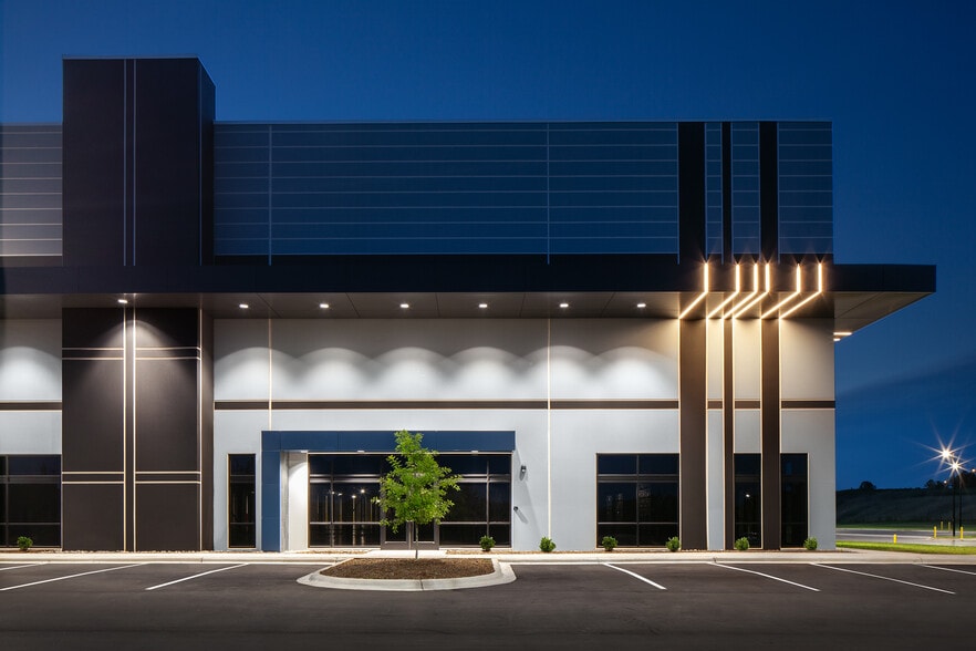 0 NC Hwy 16, Denver, NC for lease - Building Photo - Image 2 of 18