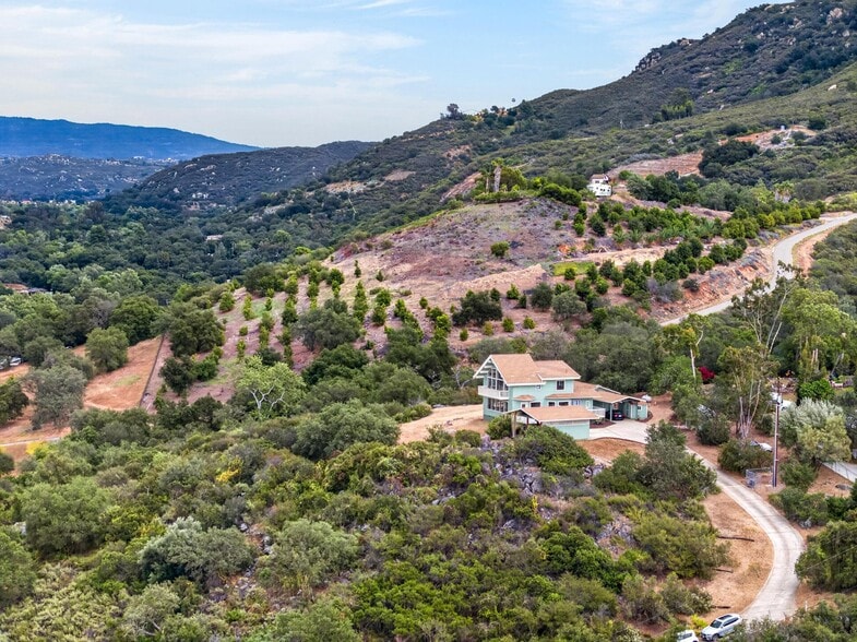 14621 Woods Valley rd, Valley Center, CA for sale - Building Photo - Image 3 of 54