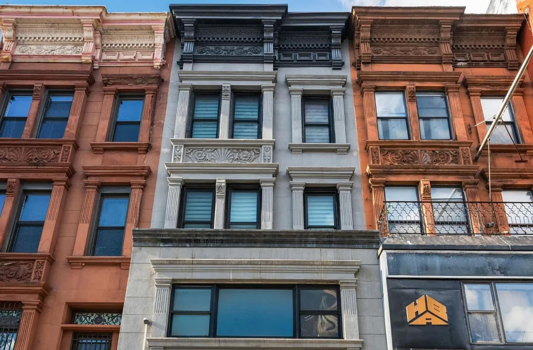 273 Lenox Ave, New York, NY for lease Primary Photo- Image 1 of 2