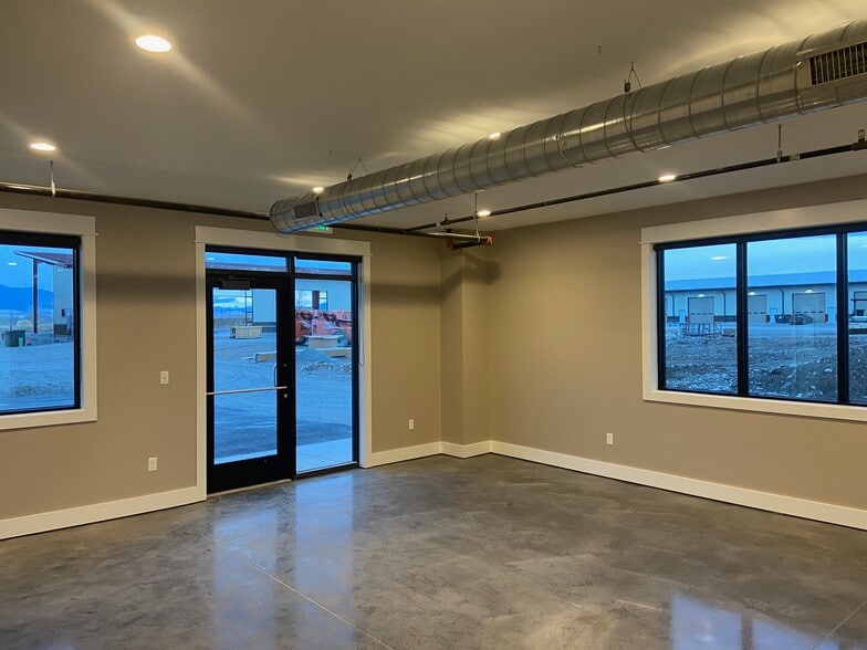 24 Eldorado Lane, Belgrade, MT for lease - Building Photo - Image 3 of 6
