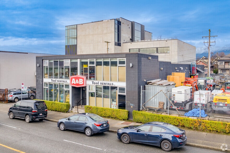 1331-1345 Venables St, Vancouver, BC for lease - Building Photo - Image 2 of 7