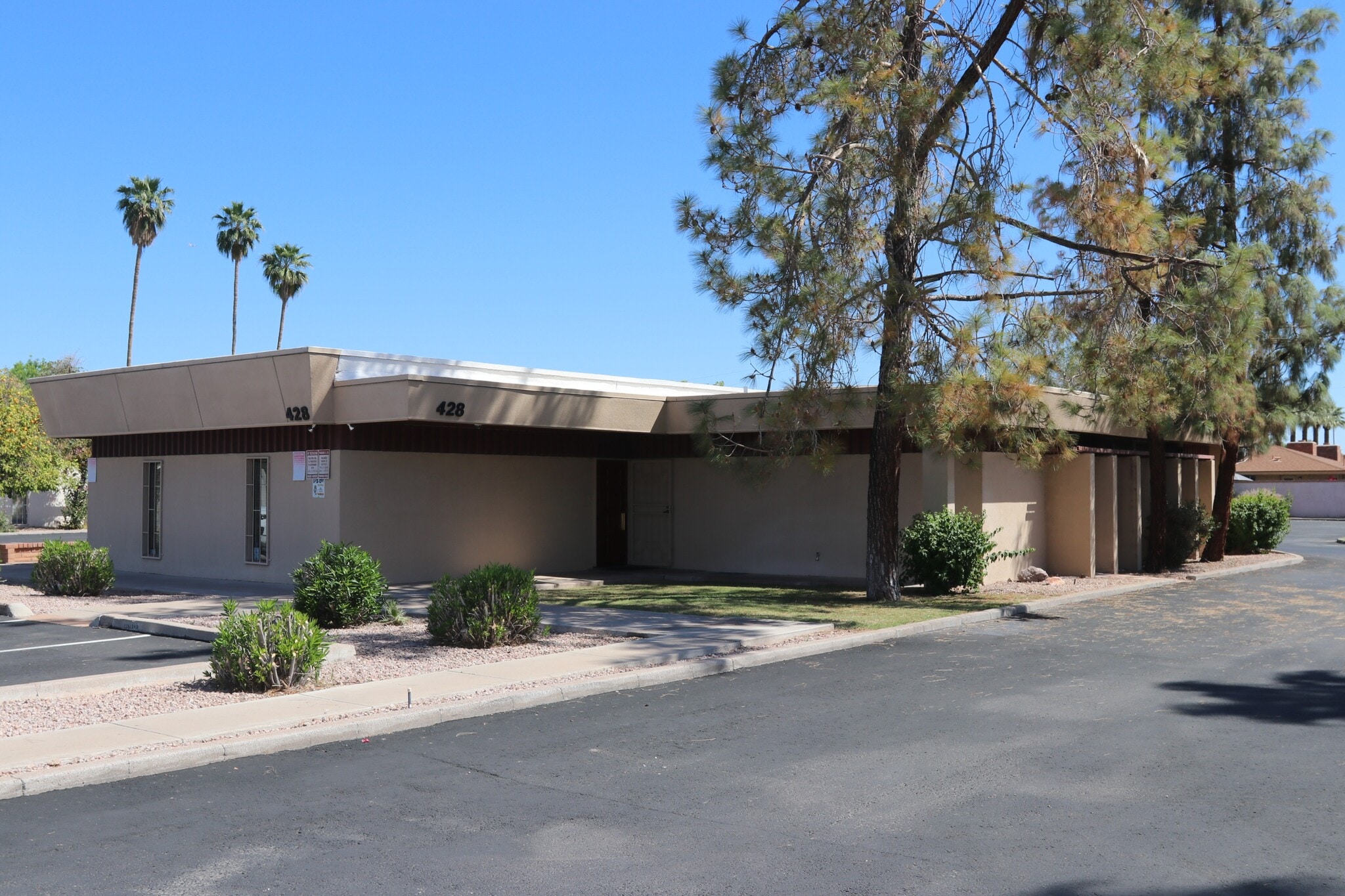 428 E Southern Ave, Tempe, AZ for sale Primary Photo- Image 1 of 46