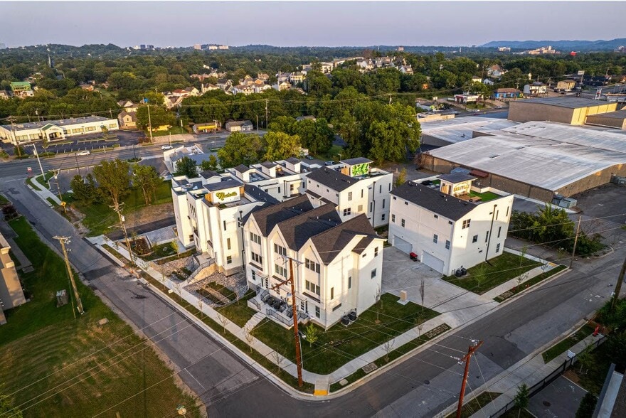 5631 Lenox Ave #14 Units, Nashville, TN portefeuille de 5 propriétés à vendre sur LoopNet.ca - Photo principale - Image 2 de 5