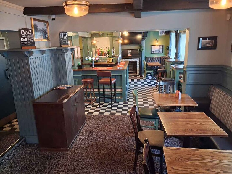 1-3 Parkgate Rd, Neston for lease - Interior Photo - Image 3 of 3