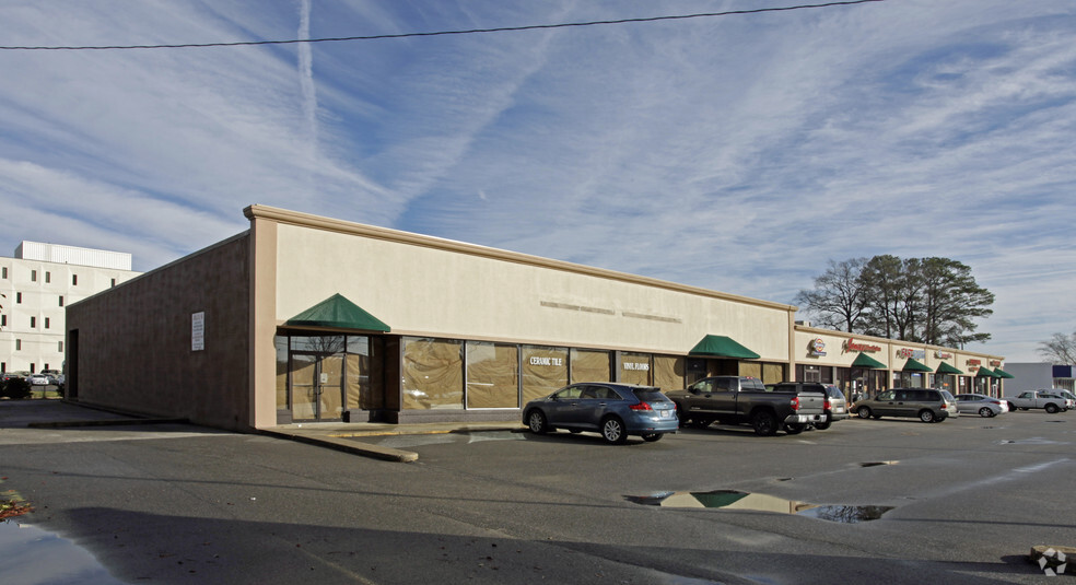 4716-4740 Virginia Beach Blvd, Virginia Beach, VA for lease - Building Photo - Image 1 of 6