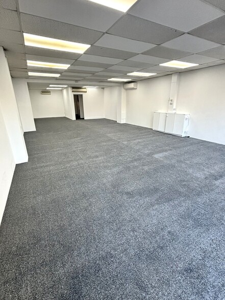 57A High St, Feltham for lease - Building Photo - Image 2 of 2