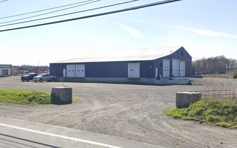 907 Pulaski Hwy, Goshen, NY for lease - Building Photo - Image 2 of 12