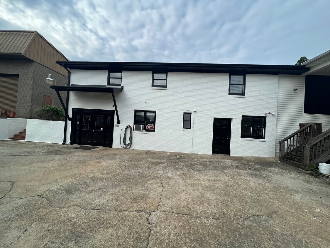 1675 NW Old 41 Hwy, Marietta, GA for lease Interior Photo- Image 1 of 1