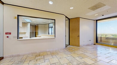 6655 Travis St, Houston, TX à louer Numérisation 3D de Matterport- Image 1 de 8