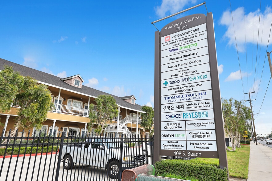 408 S Beach Blvd, Anaheim, CA for sale - Building Photo - Image 1 of 17