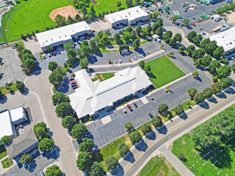 275 S Stratford Dr, Meridian, ID for lease - Building Photo - Image 3 of 8