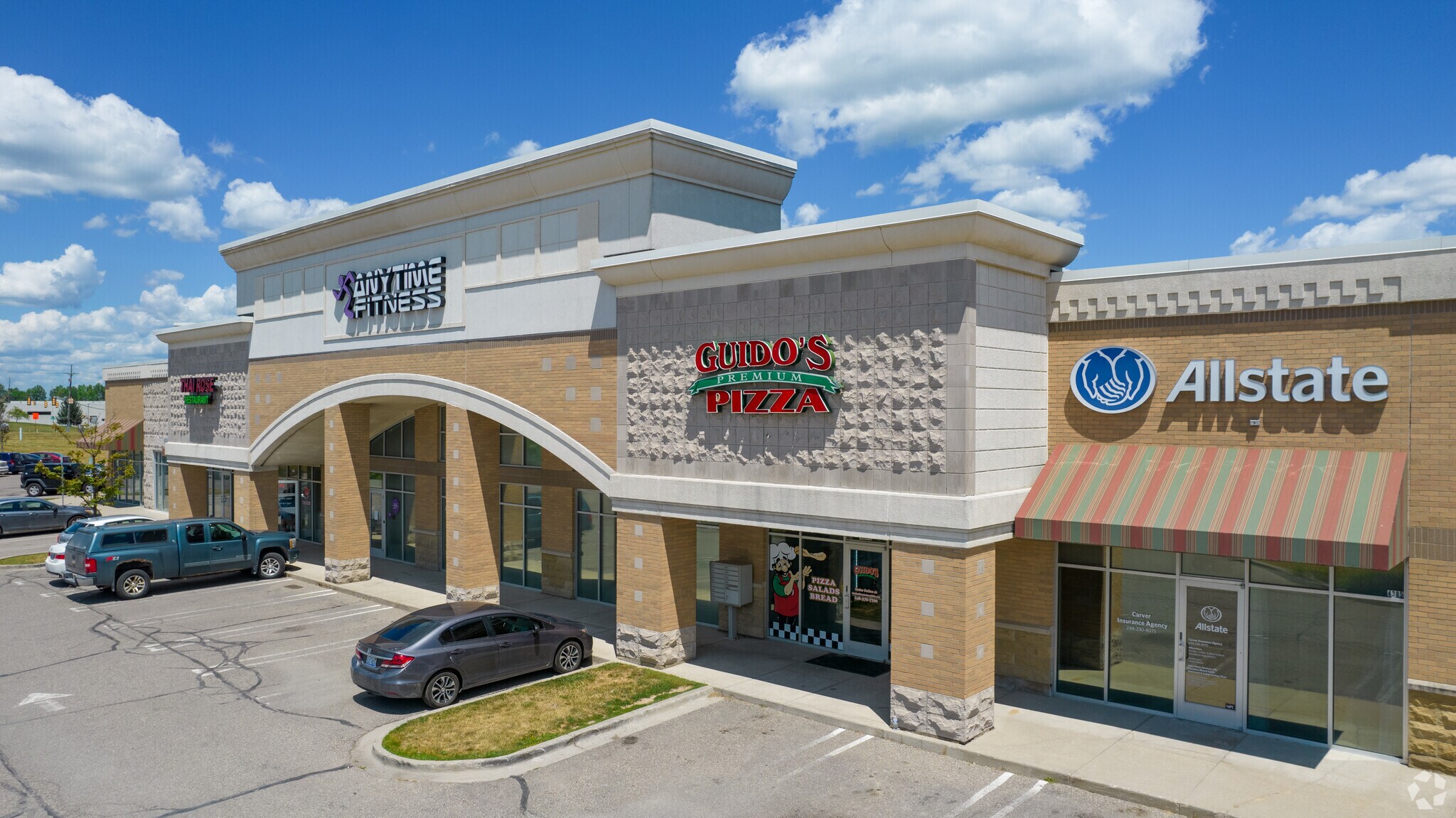 4373-4433 Interpark Dr, Auburn Hills, MI à louer Photo du bâtiment- Image 1 de 7