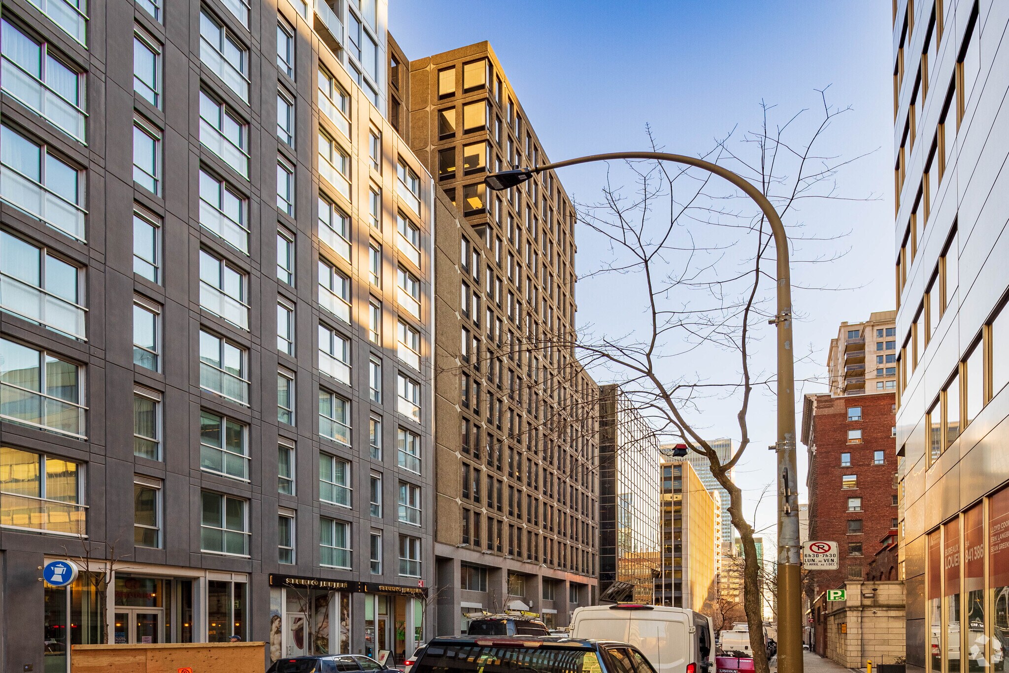 2039-2047 Rue Stanley, Montréal, QC à vendre Photo du bâtiment- Image 1 de 1