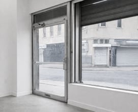 868 Wyckoff Ave, Brooklyn, NY à louer Photo intérieure- Image 2 de 3