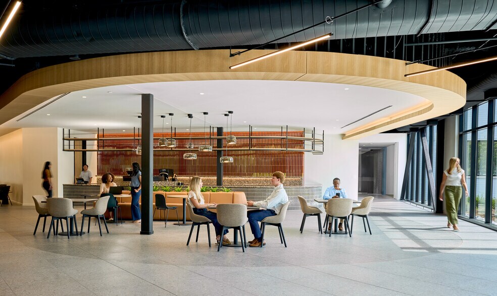 5555 Windward Pky W, Alpharetta, GA à louer - Photo du bâtiment - Image 3 de 13