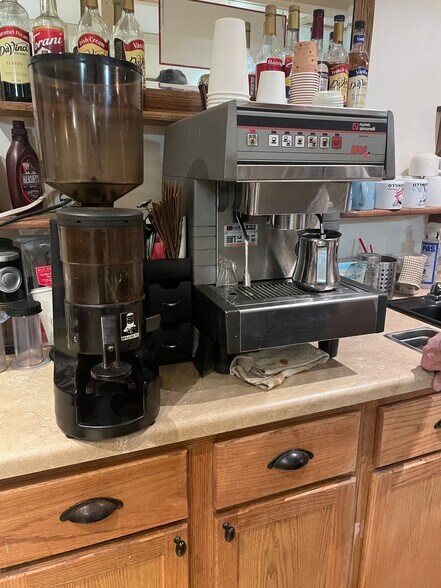 136 Park Street, Butte, MT à vendre - Photo intérieure - Image 3 de 17