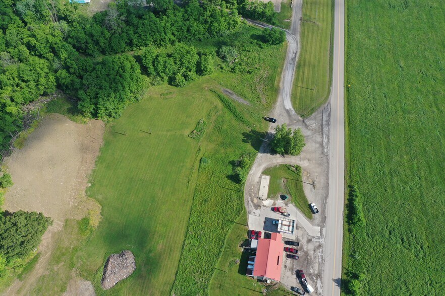 85491 Miller Station Rd, Hopedale, OH à vendre - Photo du bâtiment - Image 3 de 21