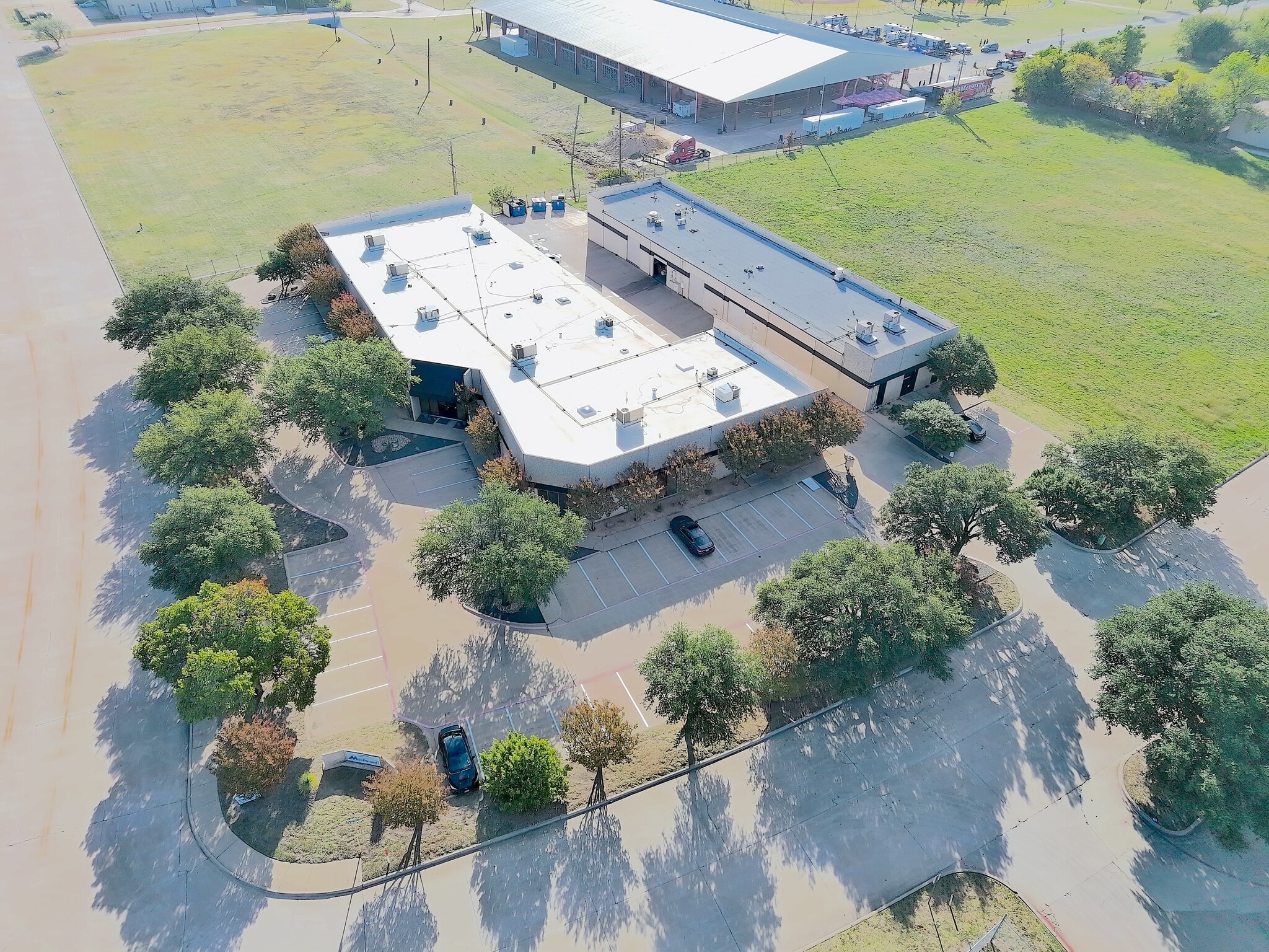 400 Centre Park Blvd, DeSoto, TX for sale Building Photo- Image 1 of 11