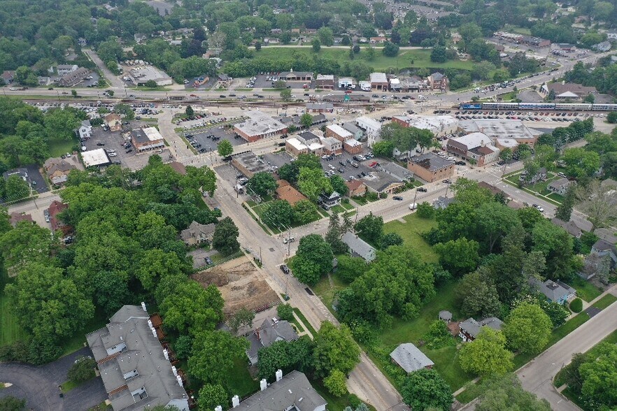 104 High Rd, Cary, IL for sale - Primary Photo - Image 1 of 1