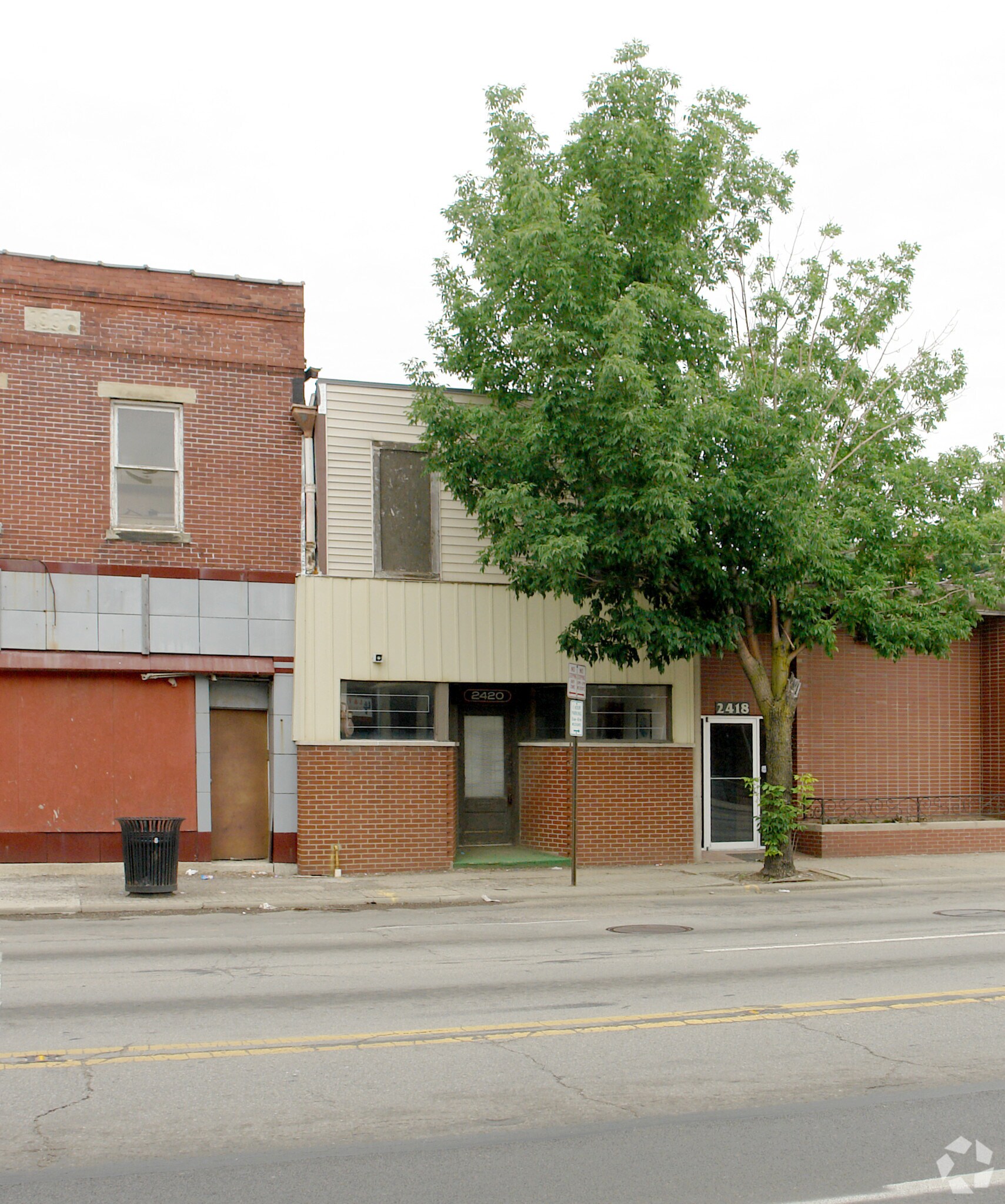 2420 W Broad St, Columbus, OH à louer Photo principale- Image 1 de 19