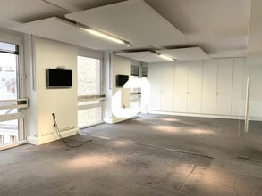 35 Avenue Franklin D. Roosevelt, Paris for lease Building Photo- Image 2 of 6