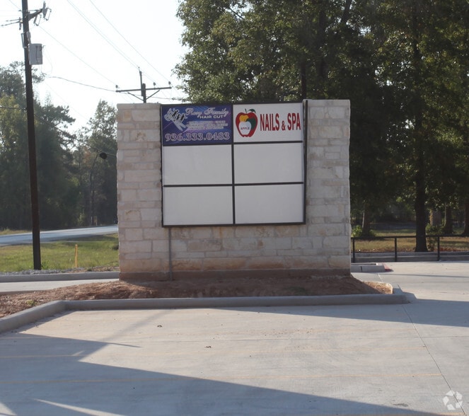 14756 FM 1485 Rd, Conroe, TX for lease - Building Photo - Image 3 of 3