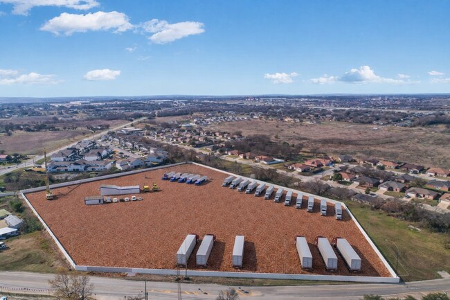 Plus de détails pour 1503 Holland Rd, Belton, TX - Industriel à louer