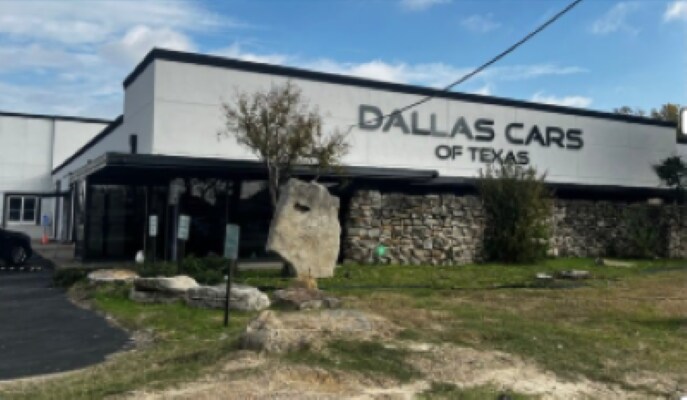 11616 Harry Hines Blvd, Dallas, TX à louer Photo du bâtiment- Image 1 de 11