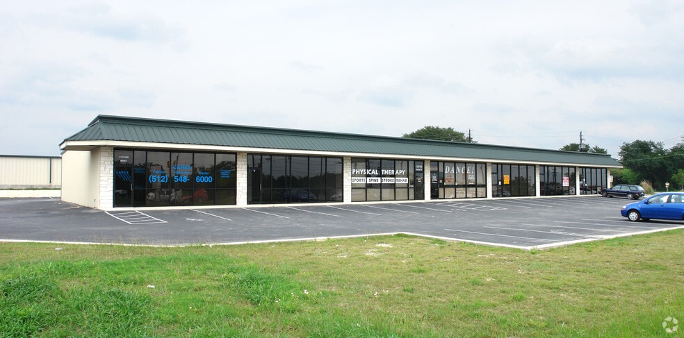 13740 W State Highway 29, Liberty Hill, TX for lease - Primary Photo - Image 2 of 10