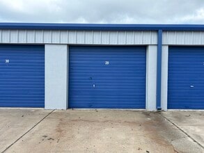 249-268 Seaboard Ave, Venice, FL for lease Interior Photo- Image 1 of 4