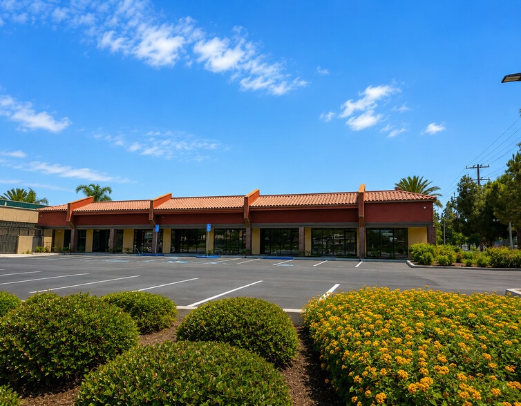 17350-17380 Norwalk Blvd, Cerritos, CA for lease - Building Photo - Image 3 of 5
