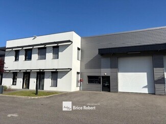 Plus de détails pour 35-37 Rue Emile Zola, Décines-Charpieu - Local d'activités à louer