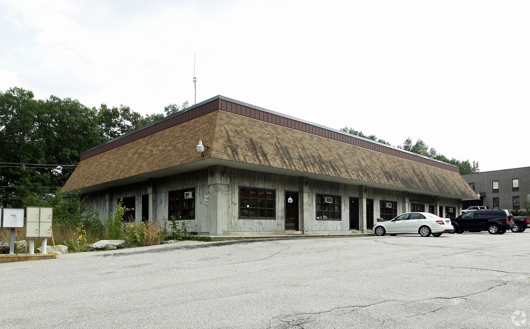 146 Londonderry Tpke, Hooksett, NH for sale Primary Photo- Image 1 of 5
