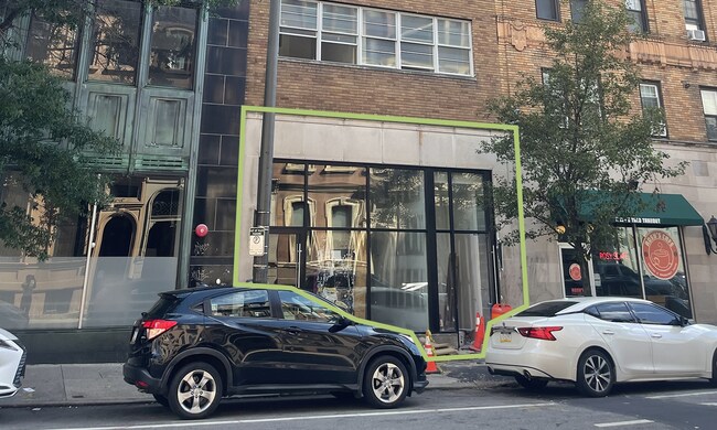 Plus de détails pour 2216 Walnut St, Philadelphia, PA - Commerce de détail à louer