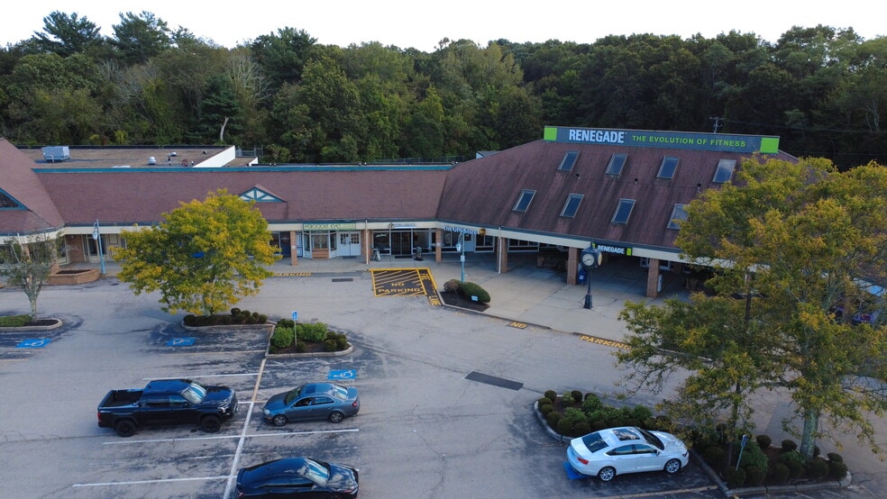 5600 Post Rd, East Greenwich, RI for lease - Building Photo - Image 3 of 11