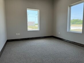 3400-3420 Basswood Blvd, Fort Worth, TX à louer Photo intérieure- Image 1 de 7