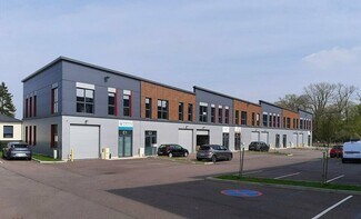 Plus de détails pour Rue De Poissy, Feucherolles - Local d'activités à louer