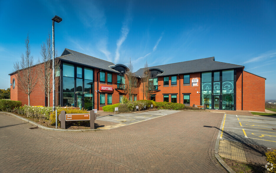 7650 Daresbury Park, Warrington for lease - Building Photo - Image 1 of 3