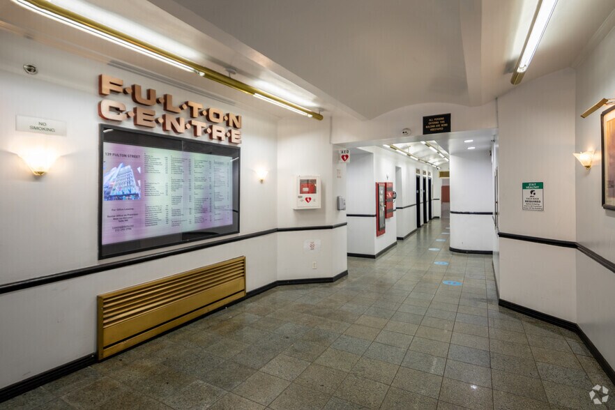 139 fulton St, New York, NY à louer - Hall d’entrée - Image 3 de 15