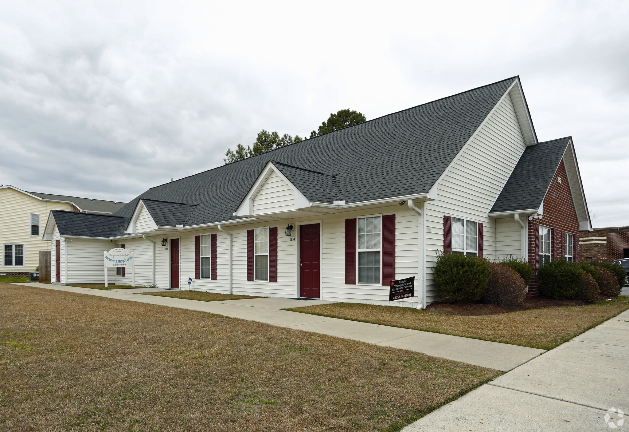 125 Oakmont Dr, Greenville, NC à vendre Photo principale- Image 1 de 5