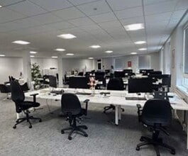 2630-2640 Kings Ct, Birmingham à louer Photo intérieure- Image 2 de 4