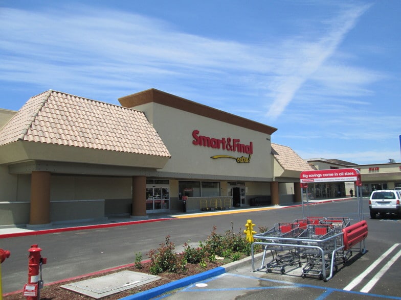 1817-1845 W Vista Way, Vista, CA for lease - Primary Photo - Image 1 of 6