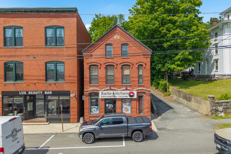 14 School St, Gorham, ME à vendre - Photo du bâtiment - Image 2 de 10