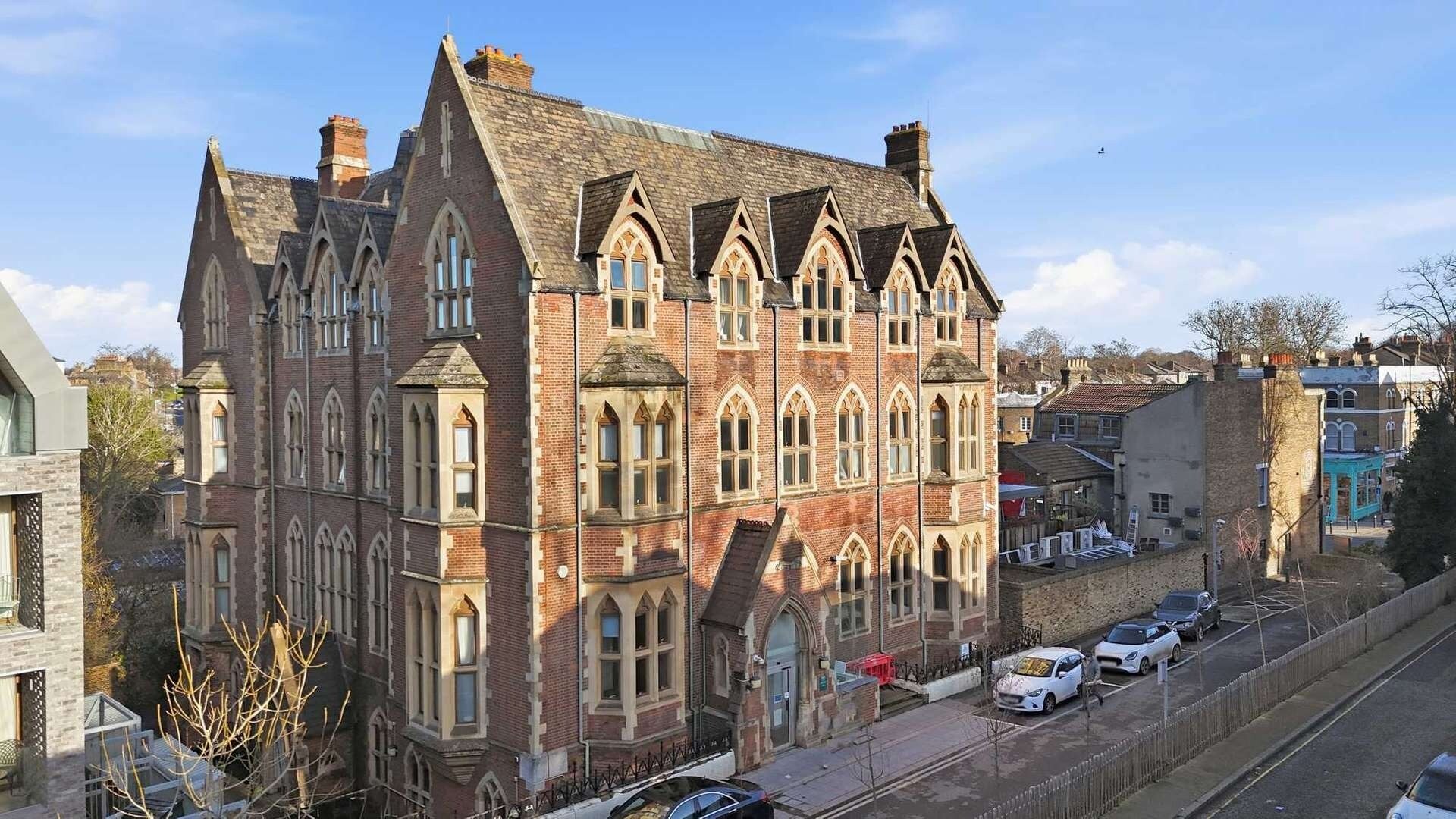 9 Independents Rd, Londres à vendre Photo du bâtiment- Image 1 de 15