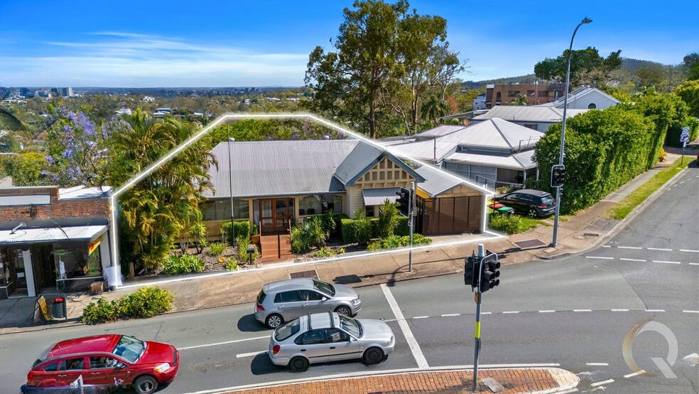 86 MacGregor Tce, Bardon for lease - Building Photo - Image 2 of 24