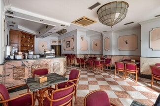 More details for Pdta Francisco Javier Cob, 18, Granada - Retail for Sale