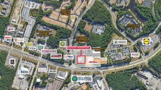 Plus de détails pour 6647 Ironbridge Pky, Chester, VA - Commerce de détail à louer