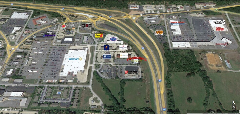 2310 Sanders Rd, Conway, AR à louer - Photo du bâtiment - Image 2 de 68