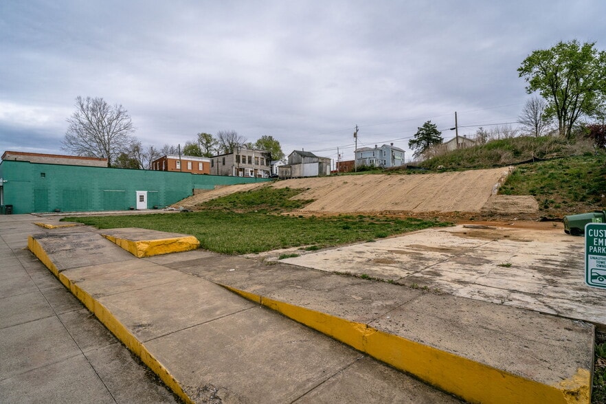 504 1st St, Shenandoah, VA for sale - Building Photo - Image 2 of 7