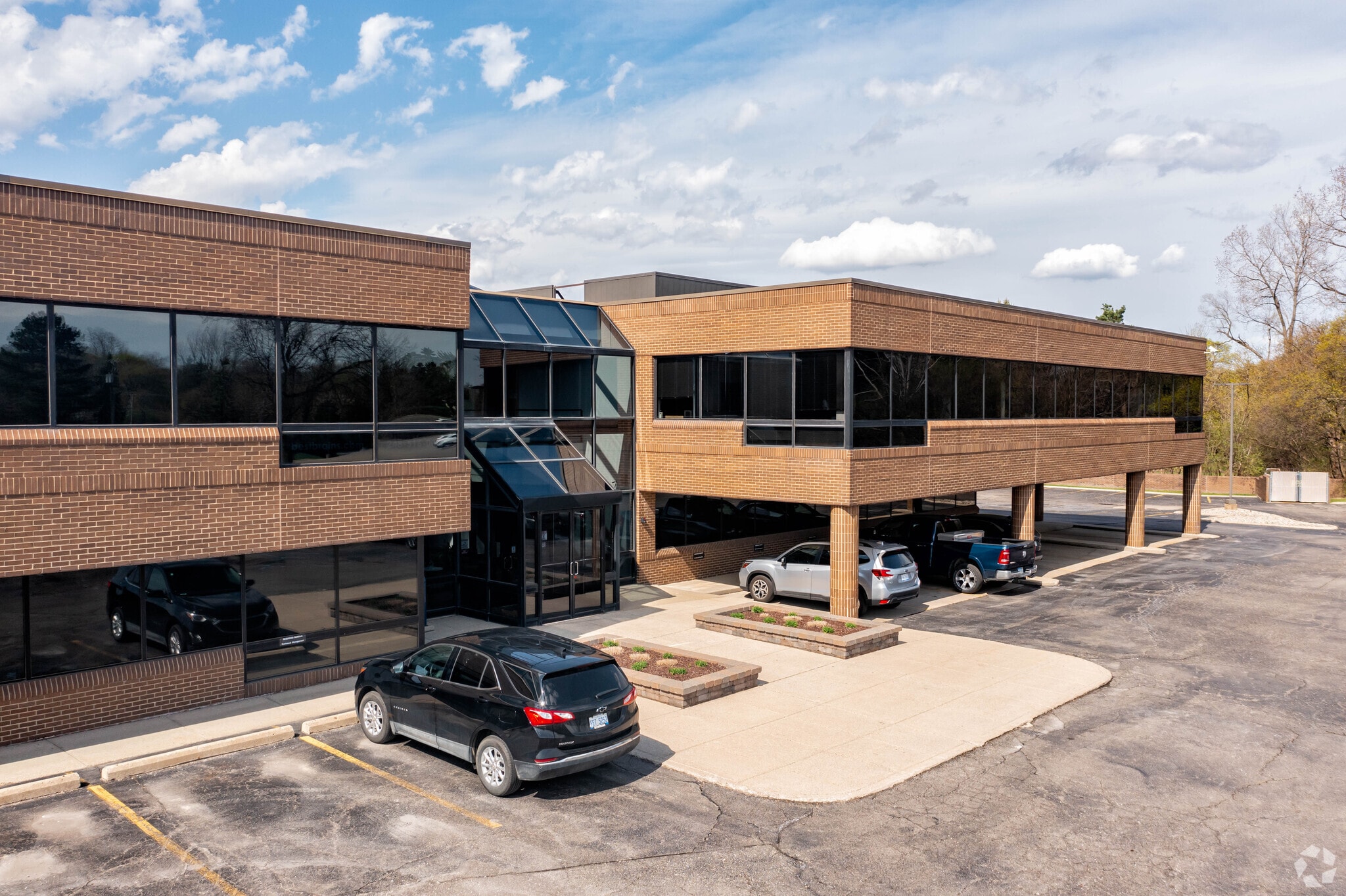 43902 Woodward Ave, Bloomfield Hills, MI for lease Primary Photo- Image 1 of 5